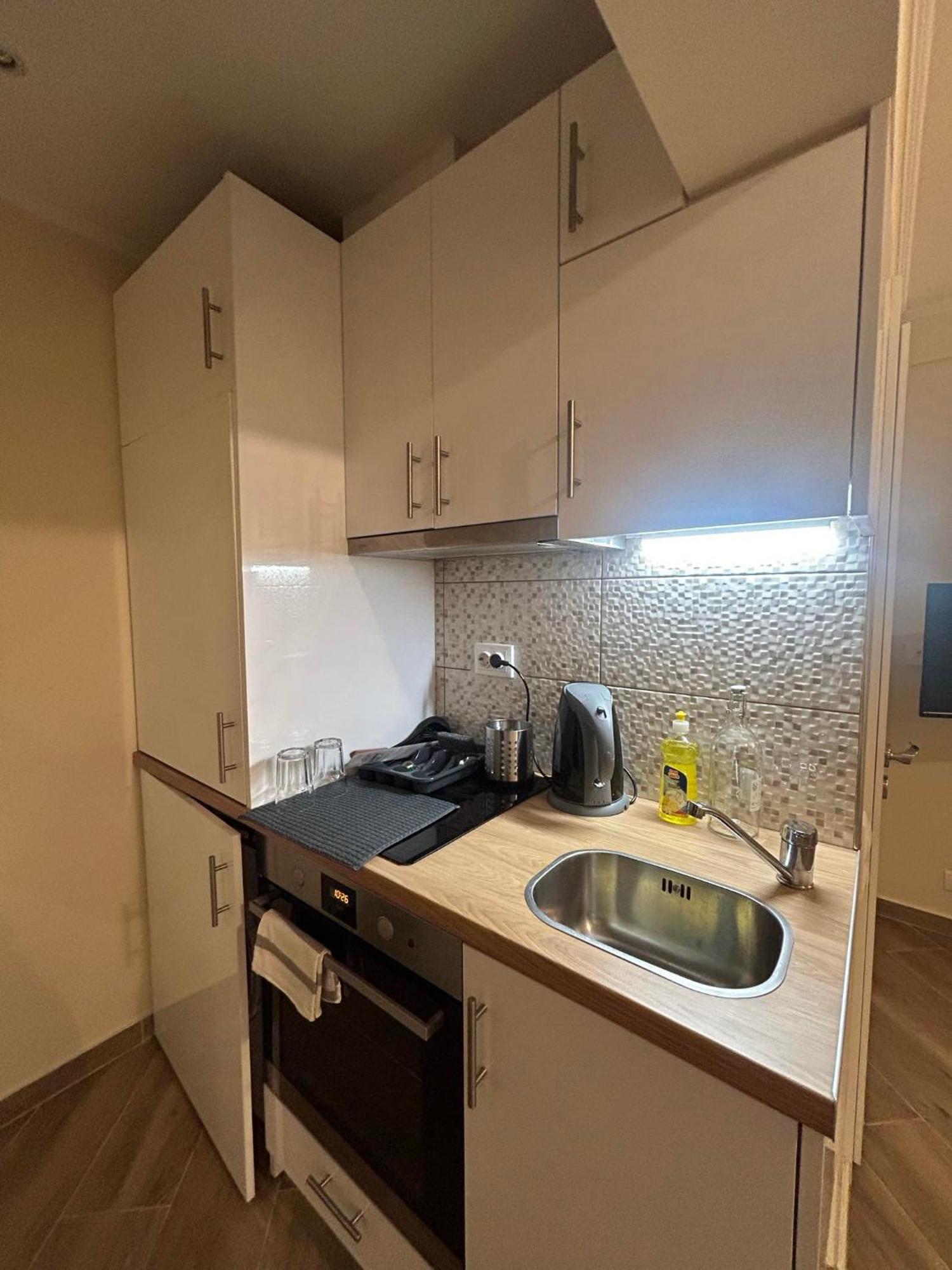 Athens Central Apartment Exterior photo